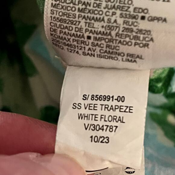 Old Navy Puff Sleeve White Floral SS Vee Trapeze Blouse Size Large - Picture 7 of 8